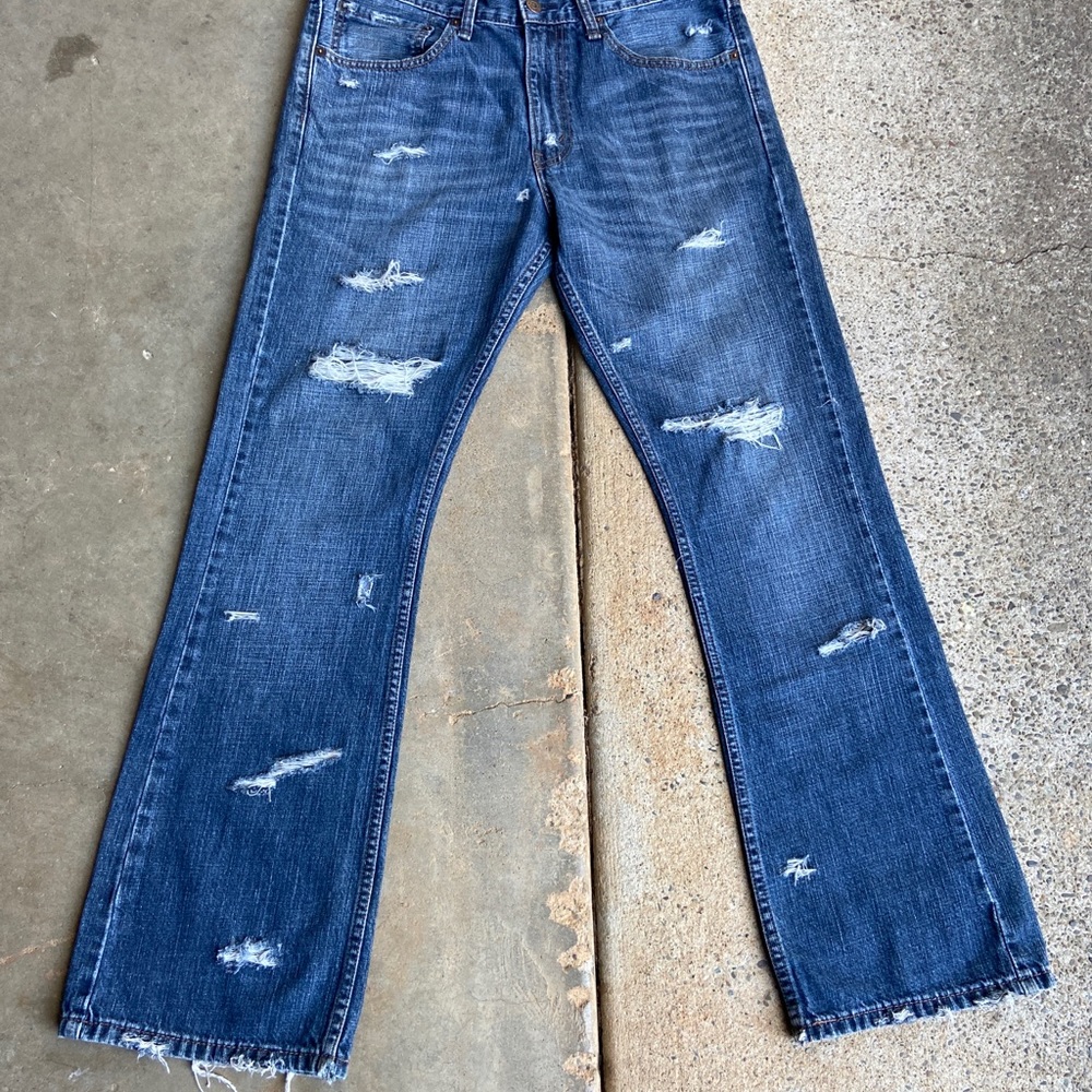 Vintage Levi ripped jeans 34/32